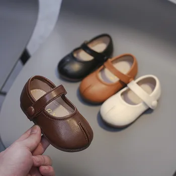 Милые кожаные туфли для маленьких девочек, нескользящие мягкие модельные туфли принцессы 2023 года, детская обувь Мэри Джейн, обувь для малышей, черный, коричневый, белый