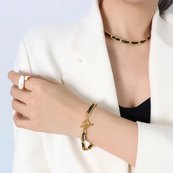 Модные ювелирные изделия женское ожерелье браслет маленький ароматный стиль чувство дизайна набор кожаных веревок из титановой стали с покрытием из 18-каратного золота